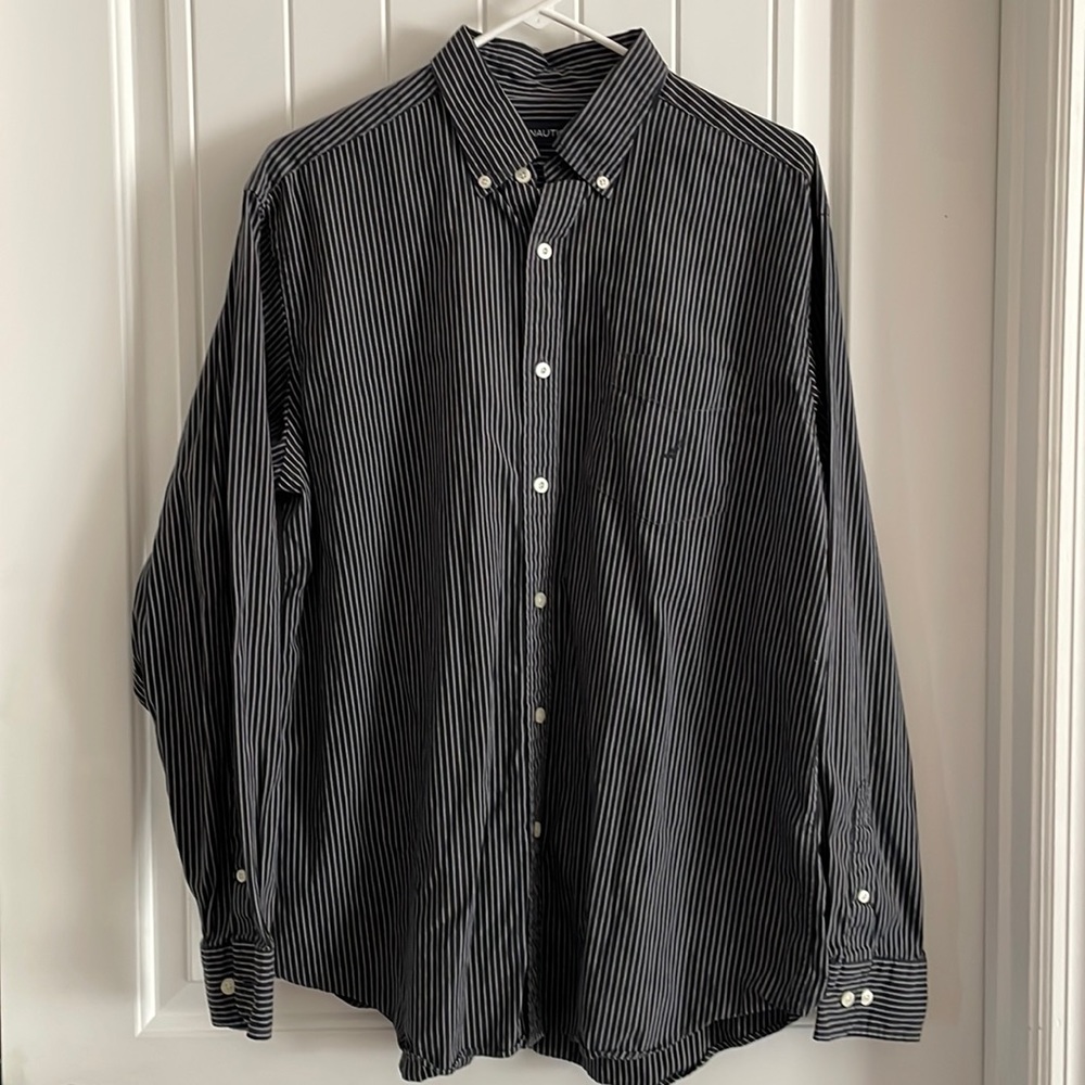 NAUTICA Large 100% Cotton Black with White Stripes collared button down shirt